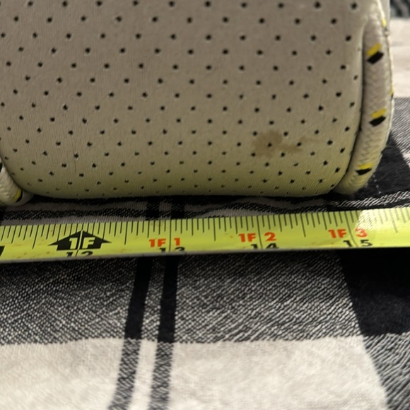 Haute Shore Tote - Picture 7 of 12